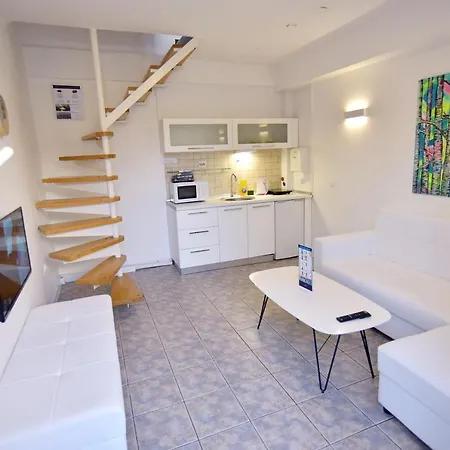 Aloha Luxury Apartment