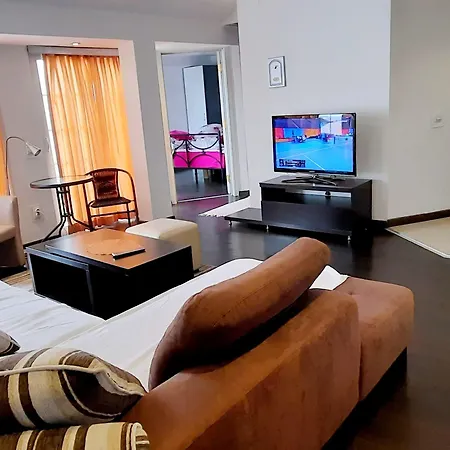 Aloha With Pool 公寓