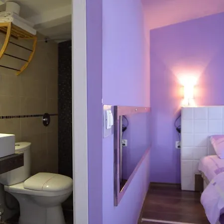 Aloha With Pool 斯科普里