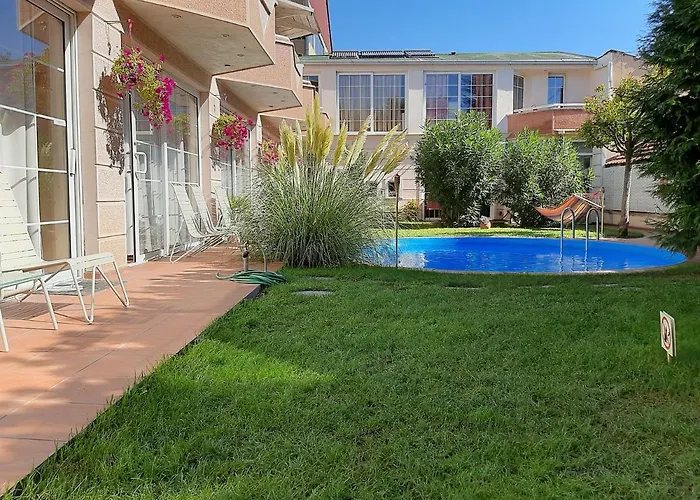 Aloha With Pool Escópia