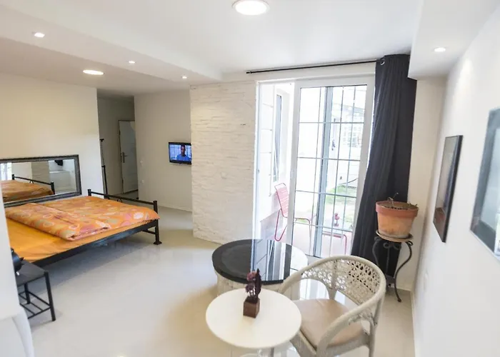 Aloha With Pool Apartamento *