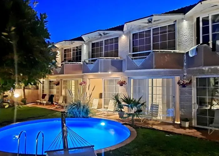 Apartament Aloha With Pool *