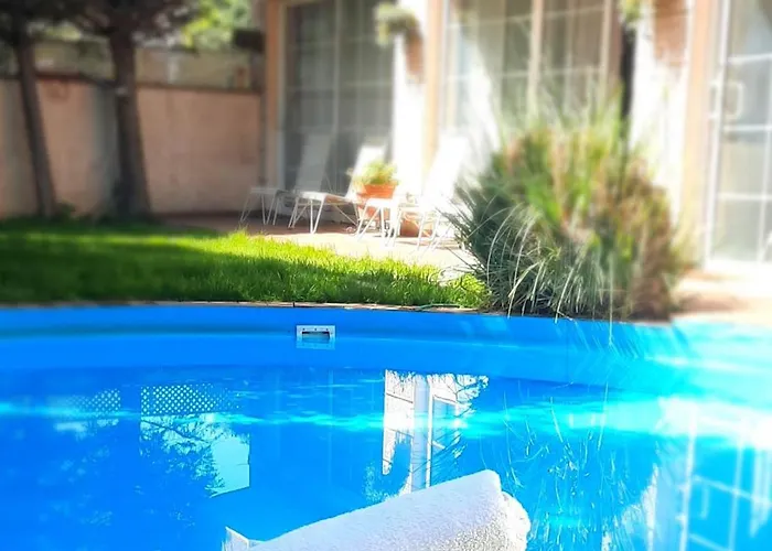 Aloha With Pool Apartament Skopje