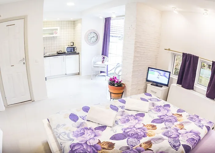 Apartament Aloha With Pool *