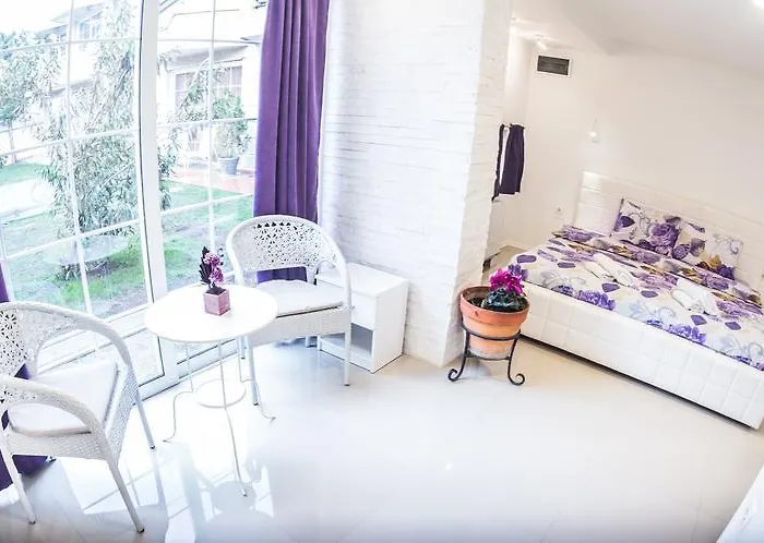 Aloha With Pool Apartament *