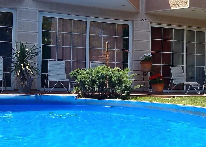 Aloha With Pool Escópia